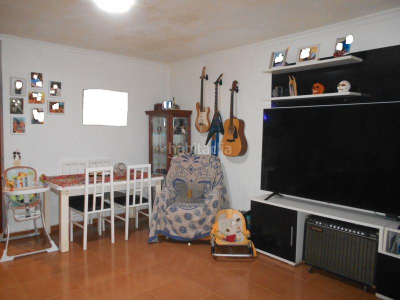 Foto facedfeb-155d-4244-8d89-7694fda35b92. Casa amb calefacció aparcament a Piedrabuena