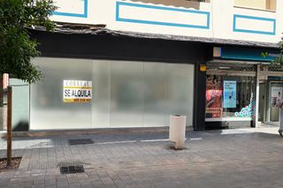 Lloguer Local Comercial  Calle feria. Inmobiliaria correal ofrece un local de 95 m2 en alquiler en la