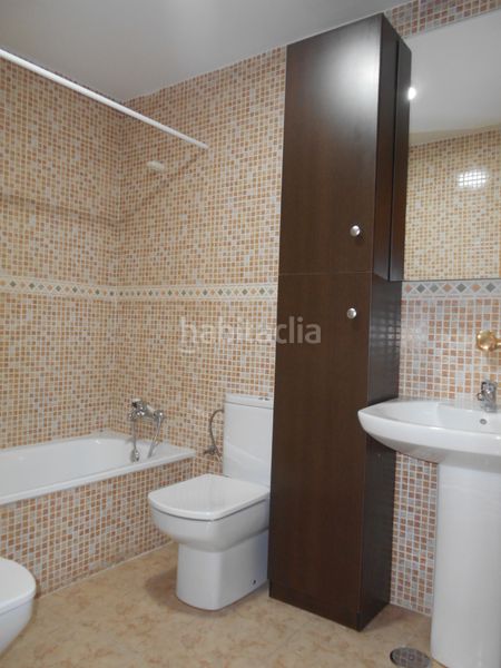 Foto 7b6410ff-18b3-42a5-80d1-57610d8cd2e1. Apartament amb calefacció aparcament a Plaza de Toros Ciudad Real