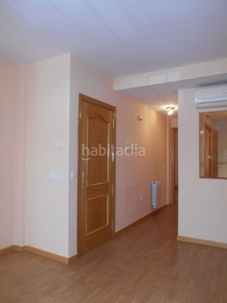 Foto 9ccf8321-8b90-4093-b621-740260625ca4. Apartament amb calefacció aparcament a Plaza de Toros Ciudad Real