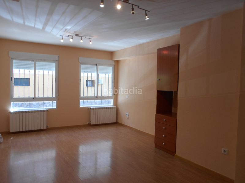 Foto db5bef3b-41af-405a-b7f3-2cf5438d9df9. Apartament amb calefacció aparcament a Plaza de Toros Ciudad Real