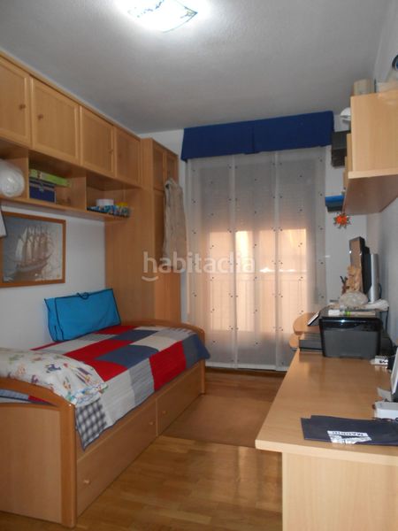Foto b2049987-a085-4638-b0ce-dd074bbf5c53. Casa amb xemeneia calefacció aparcament a Santa María - Pío XII Ciudad Real