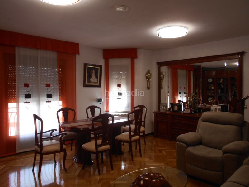 Foto e61cf1b5-8b83-47d3-8aa3-55b52319a134. Casa amb xemeneia calefacció aparcament a Santa María - Pío XII Ciudad Real