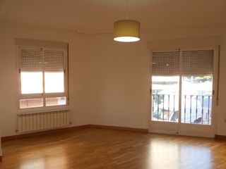 Duplex  Calle infantes. Inmobiliaria correal les ofrece un excelente dúplex en venta al