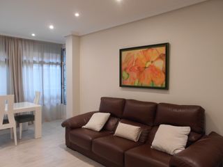 Pis  Calle de la mata. Inmobiliaria correal les ofrece un excelente piso en el centro d
