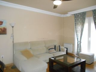 Apartament  Calle áfrica. Inmobiliaria correal les ofrece un apartamento en venta en poble