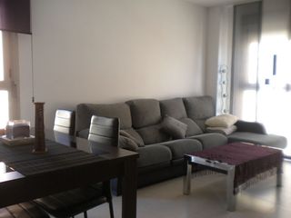 Apartamento  Calle alvar gomez de ciudad. Inmobiliaria correal les ofrece un apartamento en venta por la z