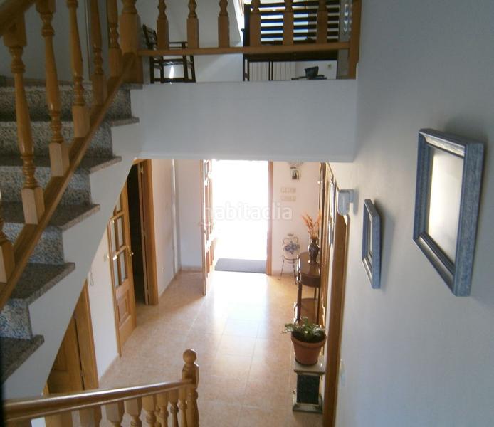 Foto 3f66d9ec-0acd-439a-af2c-f66f2212d6e7. Chalet avec cheminée chauffage parking dans Cambre