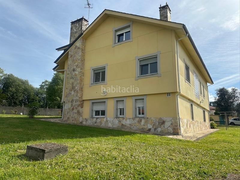 Foto 49bc83d9-fdd1-4599-8788-0001df1ea0cb. Chalet avec cheminée chauffage parking dans Cambre