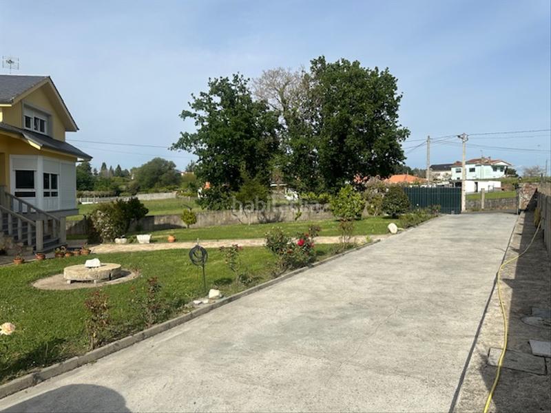 Foto 4a8f674d-ad5a-46a8-9b57-5a96404d179e. Chalet avec cheminée chauffage parking dans Cambre