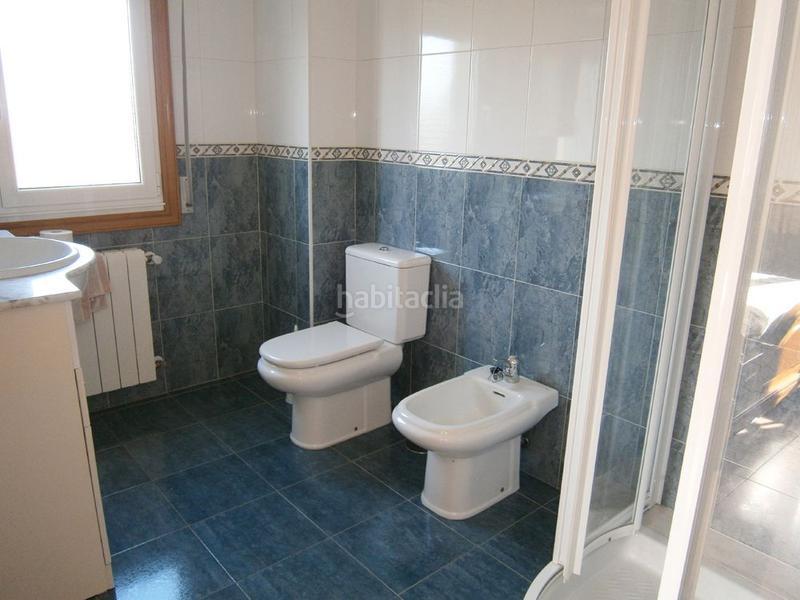 Foto 646df78b-cb00-45ad-a03b-0bbf72ddd40b. Chalet avec cheminée chauffage parking dans Cambre