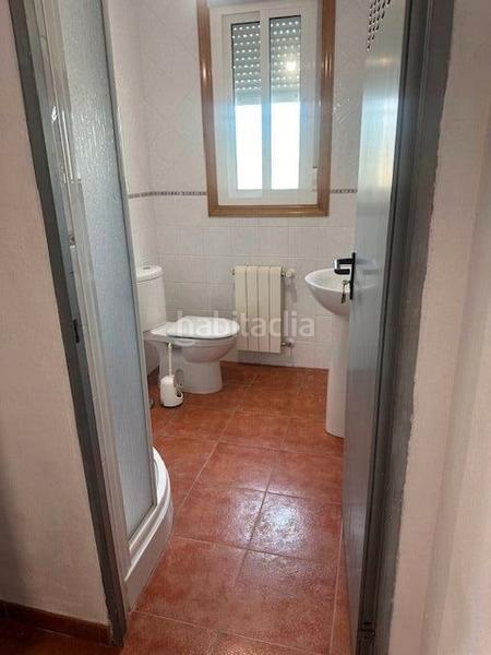 Foto 8d7d7ba9-d407-443f-8d1a-e60f0396af19. Chalet avec cheminée chauffage parking dans Cambre