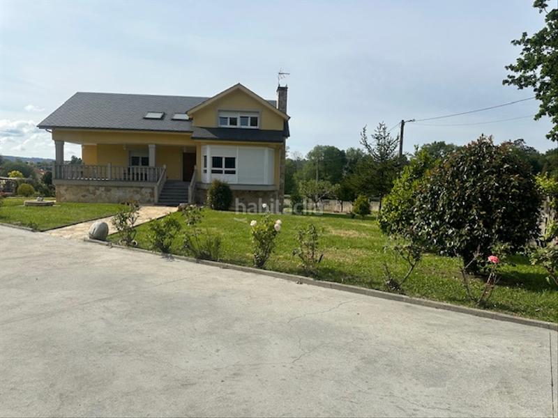 Foto d84169f6-8d92-4cba-85ae-5735b313a142. Chalet avec cheminée chauffage parking dans Cambre