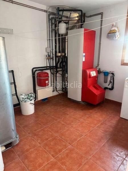 Foto e3d5c022-bbf2-4fc0-8593-5d1909ccb67c. Chalet avec cheminée chauffage parking dans Cambre