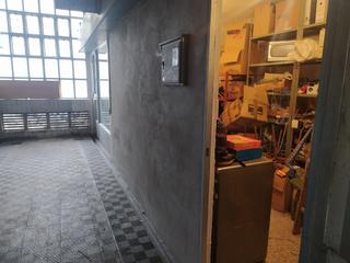 Local commercial  N/a