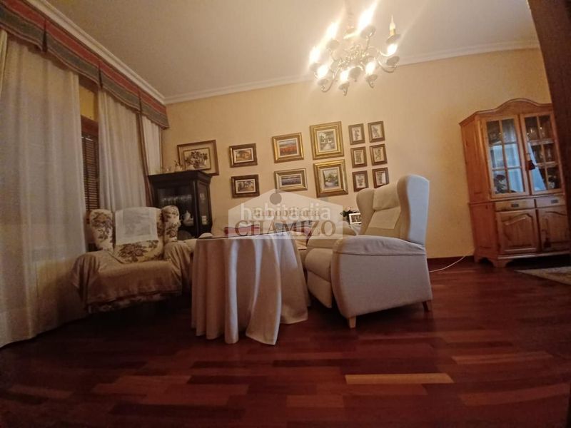 Foto f86f00ff-8b0a-46b0-b872-6d39ef5d7b39. Casa a calle san francisco 63 a Villanueva de la Serena