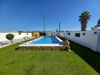 Xalet  Calle san francisco 63. ???gran chalet en venta con piscina , luz de red y pozo en villa