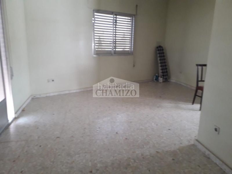 Foto 586ac056-8350-44c1-8c7d-fee7fed0e2ee. Edifici a calle san francisco 63 a Villanueva de la Serena