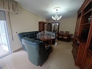 Appartamento  Calle san francisco 63. !!!! magnifico piso con garaje y ascensor en una zona muy demand