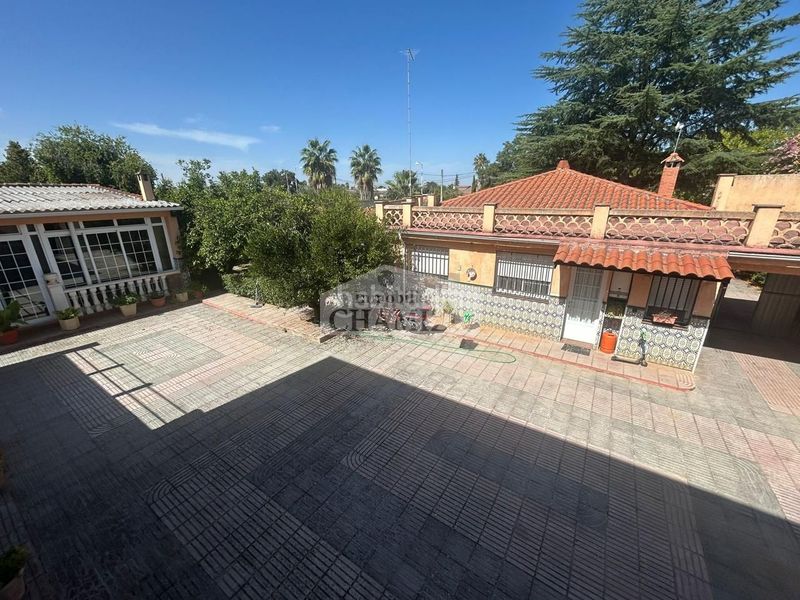 Foto 47df54a6-3bb9-4b30-9963-f7b5ab3d6520. Chalet in calle san francisco 63 in Villanueva de la Serena