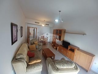 Pis  Calle san francisco 63. Piso en venta con garaje y trastero en muy buena zona