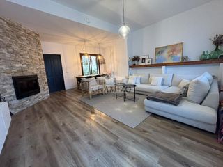 Casa a Calle san francisco 43. !!!!casa en perfecto estado para entrar a vivir con garaje, pati