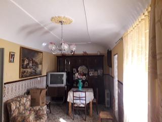 Casa en Avenida juan carlos i 71. Vivienda en la coronada muy buena ubicacin
