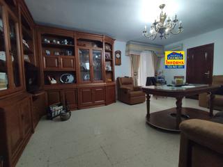Flat in Calle hernán cortés 67. ¡¡¡piso en venta con ascensor por 56.000€!!! oportunidad.