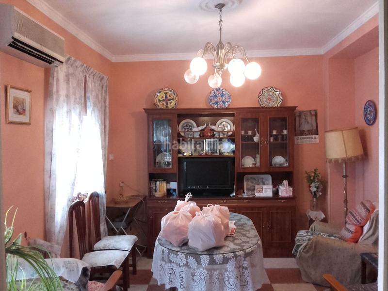 Foto f6d04a3a-1ce7-432c-abd7-7456f9e30f1c. Casa con parcheggio in Villanueva de la Serena