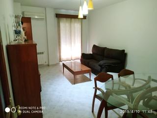 Appartement à Villanueva de la Serena. Piso en venta en el centro en buen estado para vivir