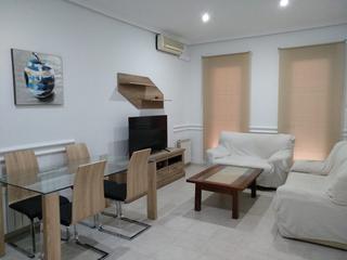 Apartment in Villanueva de la Serena. Precioso apartamento en venta amueblado con garaje