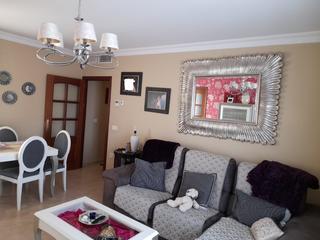 Piso en Villanueva de la Serena. Piso seminuevo con ascensor y terraza en zona muy demandada