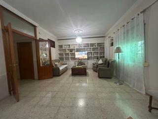 House in Calle san francisco 43. ¡¡gran oportunidad¡¡ casa con cochera en venta en muy buena zona