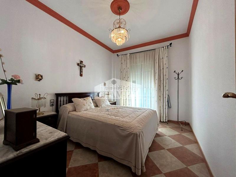 Foto 38ce1e9e-c687-48b6-8ba8-971fcbbd78bf. Chalet en calle san francisco 63 ¡¡¡gran chalet con piscina , en Villanueva de la Serena