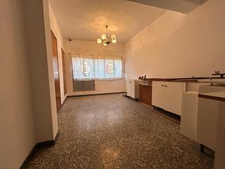 Apartment in Calle san francisco 61. !!!gran oportunidad de inversion¡¡¡ piso en venta para reformar