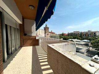 Pis en Calle san francisco 1. gran piso con terraza y muy buenas vistas en zona centro con ga