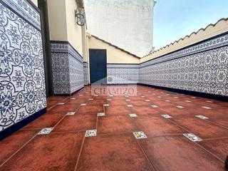 Appartement  Calle san francisco 43. Piso independiente bien situado con dos grandes terrazas