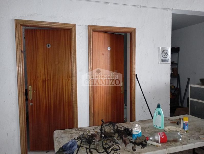 Foto 46eec968-af82-47a4-a843-d1a639619027. Nau industrial a Coronada (La)