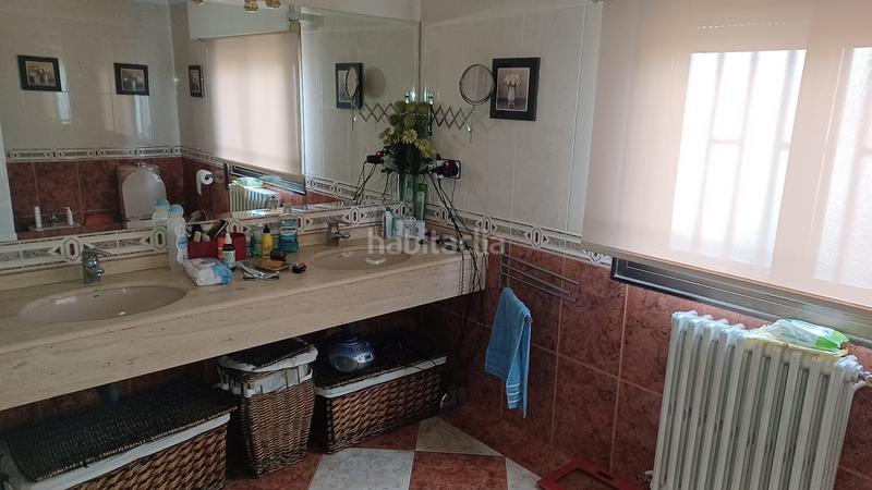 Foto 42562164-21e7-4646-b118-f1b504a7ec78. Casa adossada amb xemeneia calefacció aparcament a Albacete