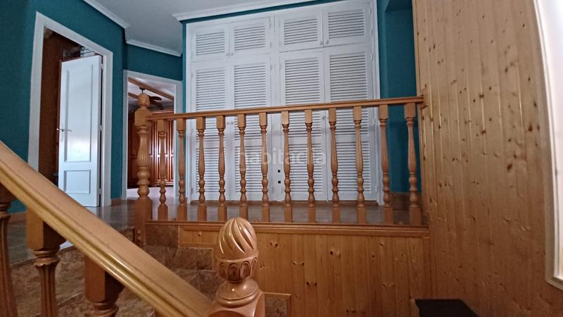 Foto 578507f2-c97c-436f-b846-0dcdbe79eabc. Casa adossada amb xemeneia calefacció aparcament a Albacete