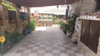 Casa adosada en Santa Teresa - Vereda. Se vende chalet adosado en casco urbano albacete