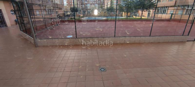 Foto 4b2c5720-4c8e-4a65-81ab-f7fa9a1b2b8c. Pis amb calefacció aparcament piscina a Imaginalia - Llanos del Águila Albacete