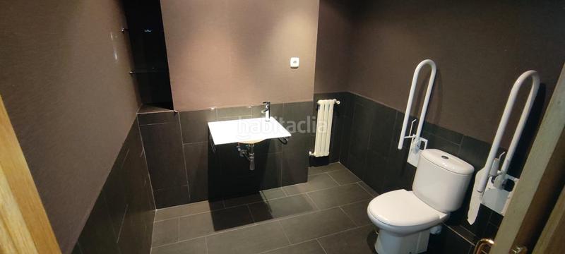 Foto 762e9717-2993-4eeb-8ca8-78696cbe0dea. Pis amb calefacció aparcament a Industria Albacete