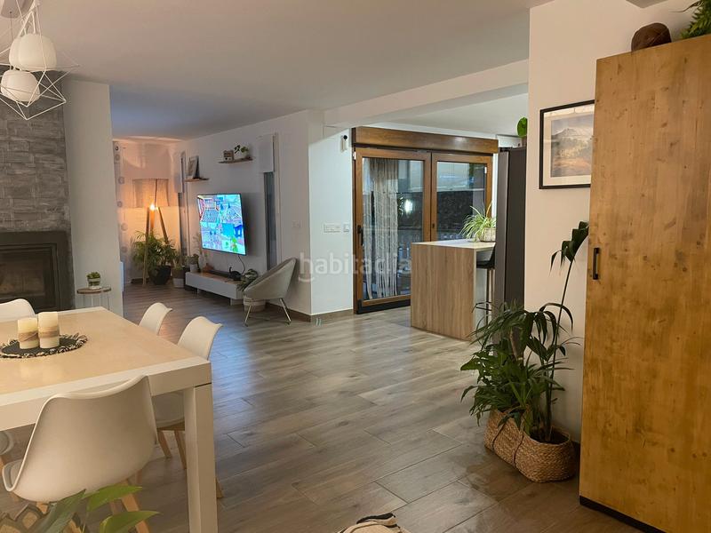 Foto bab62217-4350-4578-bda1-27f2b75b0f4b. Chalet con camino riscaldamento parcheggio piscina in Albacete