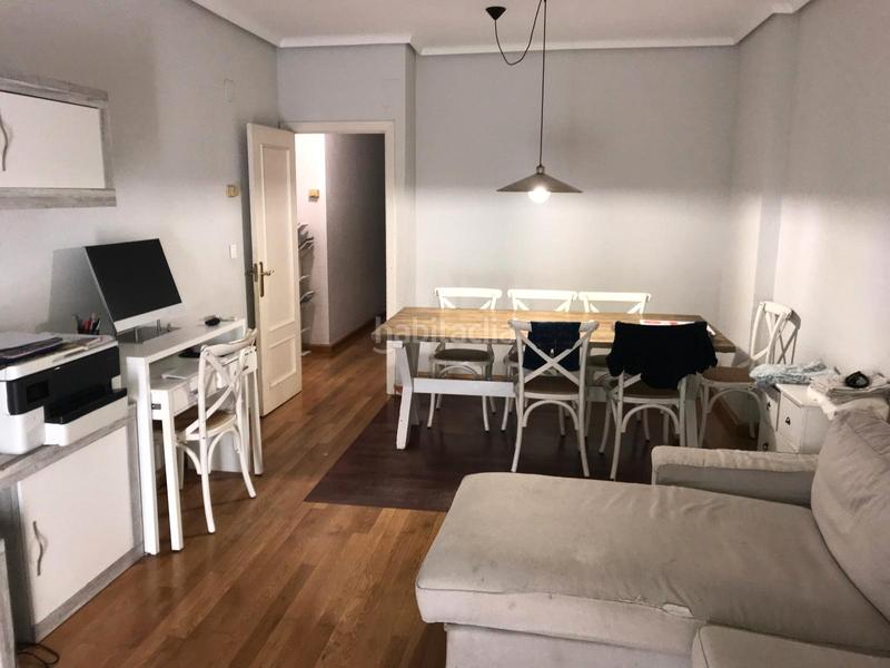 Foto c4057a1c-0ecb-4dc2-87ac-4c658bf607fa. Piso en Centro Albacete