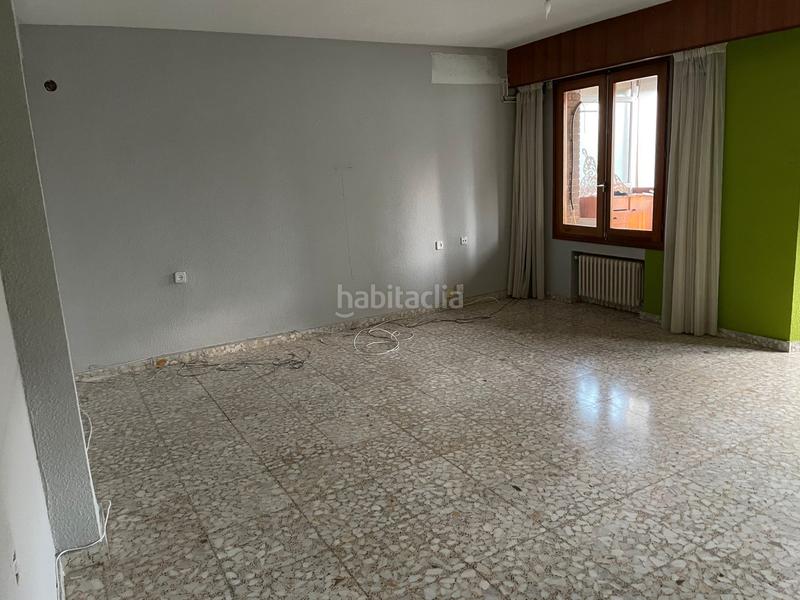 Foto 5d8a4b6e-70c5-487d-948a-da82bd33e731. Etagenwohnung mit heizung in Feria Albacete