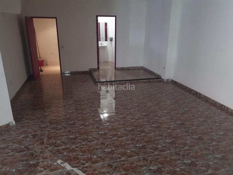 Foto 3bcc1aca-b331-4a40-bf71-eac55e20d793. Alquiler local comercial en Feria Albacete