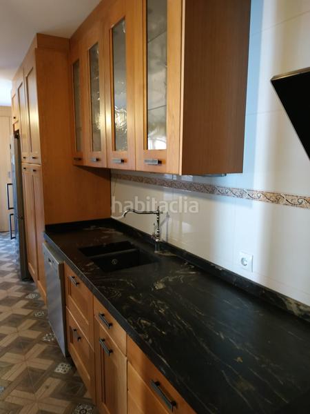 Foto 5c4834e7-4052-4ce1-a271-514cbe128067. Casa adossada amb calefacció aparcament a Madrigueras