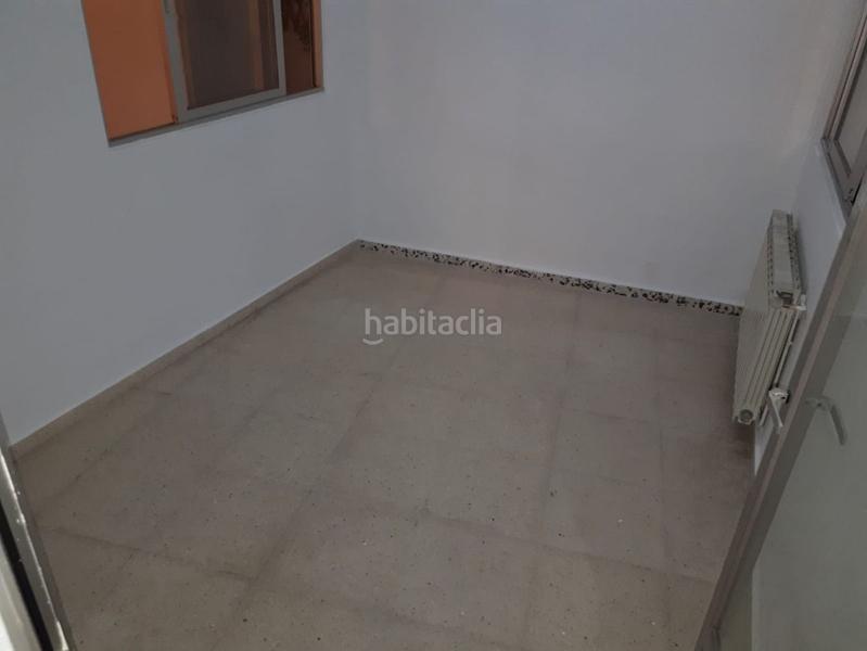 Foto c6fba926-8001-44ea-be2f-b9dcb1e5c9be. Affitto locale commerciale con riscaldamento in Feria Albacete