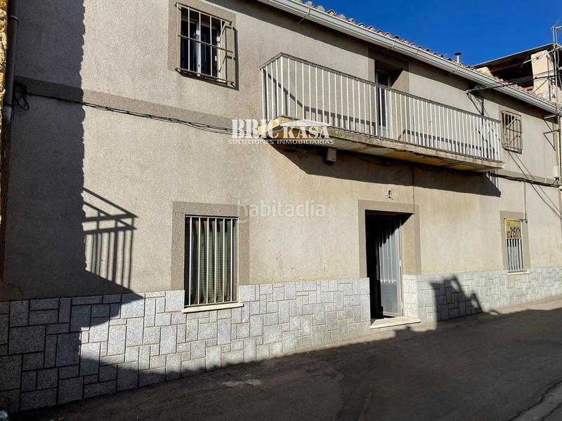 Foto 40e89572-87f7-496e-a2f3-59ea835a7453. Casa brickasa inmobiliaria les ofrece, casa de pueblo en venta, una gran vivienda con unas grandes oportunidades. la vivienda se compon en Torrequemada